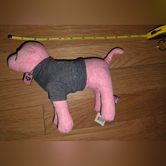 VINTAGE DOG PINK VICTORIAS SECRET 2006 ROCK ROLL GRAY SWEATER DOGGIE TAGS 🐶🥰 - Picture 3 of 12